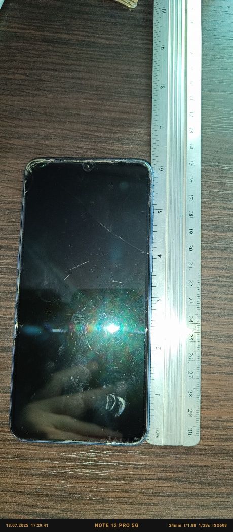 Телефон Ui, mi 9