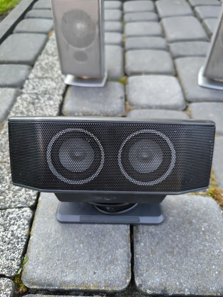 Dwa Głośniki Panasonic 70W plus głośnik centralny