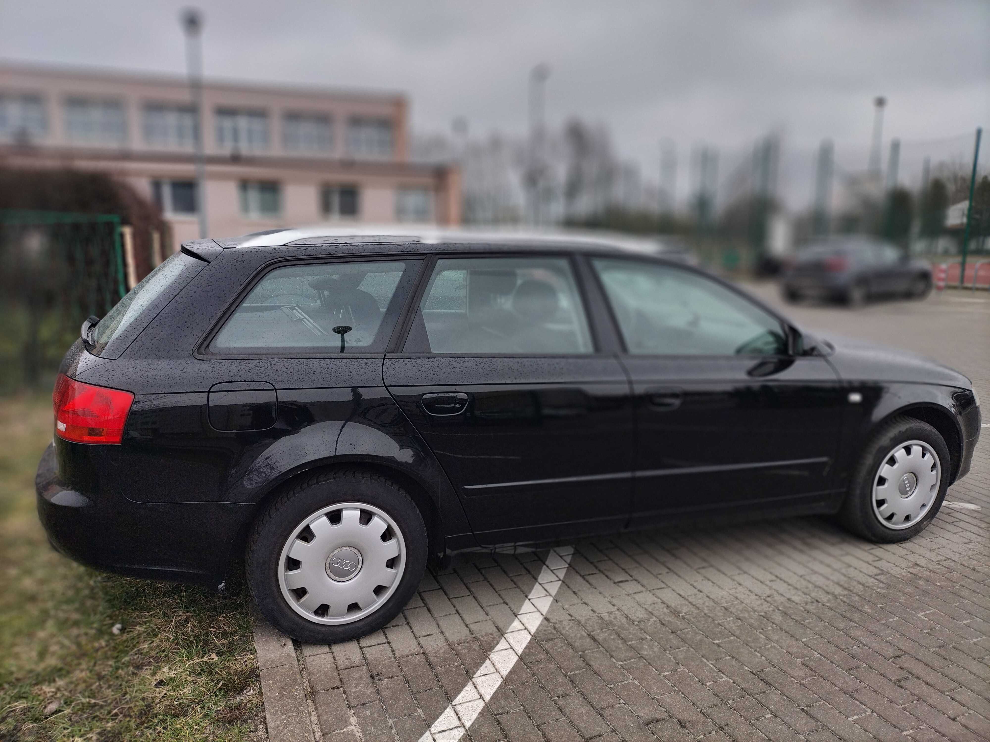 Audi A4 1,9 TDI kombi, czarne