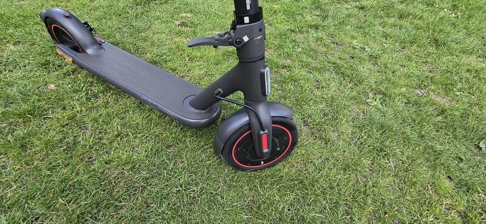 Hulajnoga elektryczna Xiaomi electric scooter 4 pro