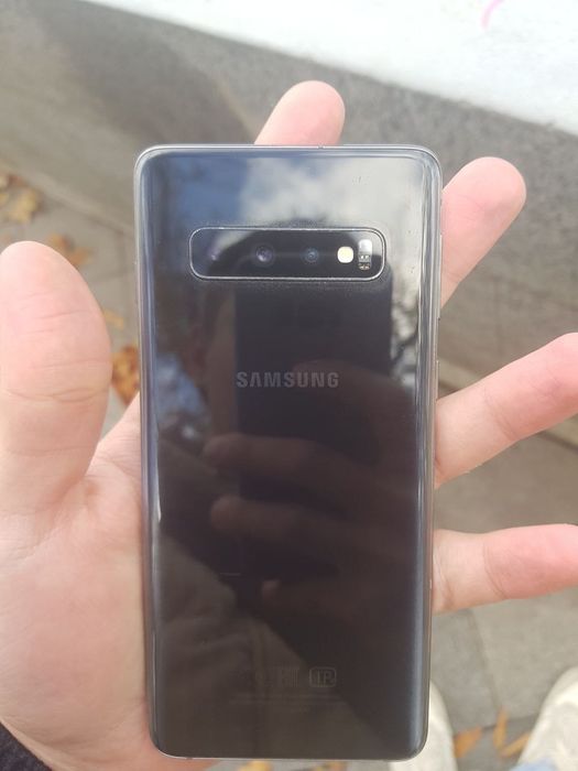 Samsung s10 8/128gb