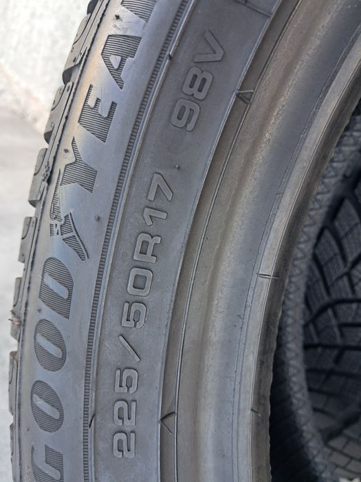Резина зимова 99%, 225/50 R17 Good Year Ultra Grip Perfomance+ (14822)