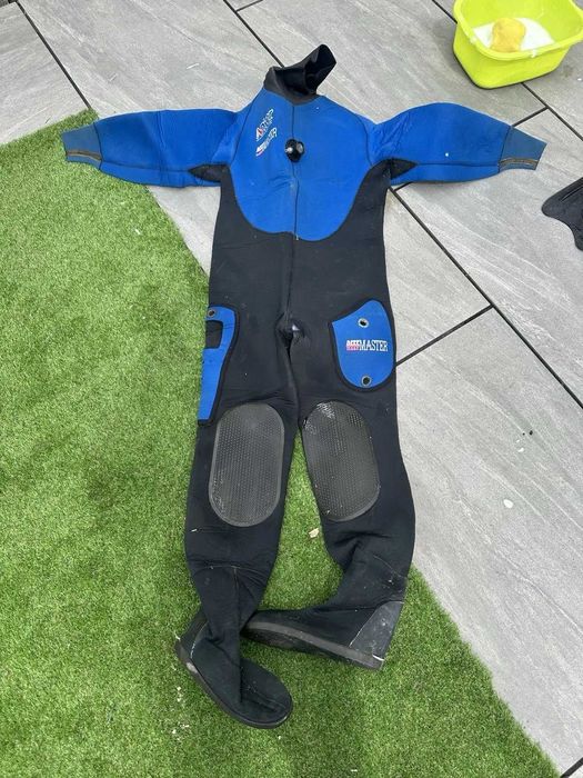 С У Х О Й  Гидрокостюм из копрессионного 5/5мм неопрена р. M - L