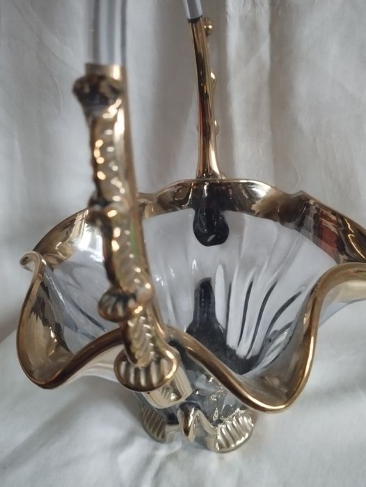 Корзина -ваза з позолотою