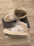 Кросівки Nike Air Jordan 1 Mid SE Craft
