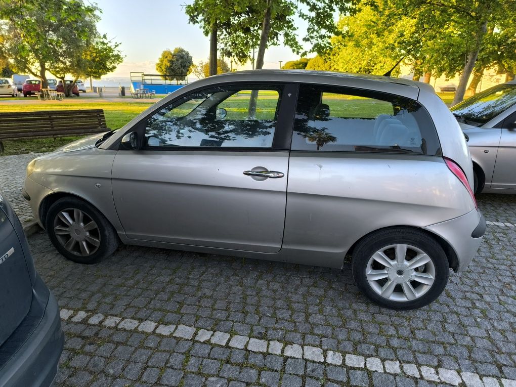 Lancia 1.2 60cv 3p ar condicionado