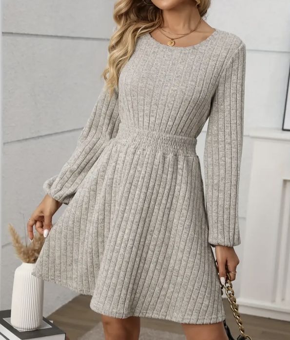 Платье новое, р. М