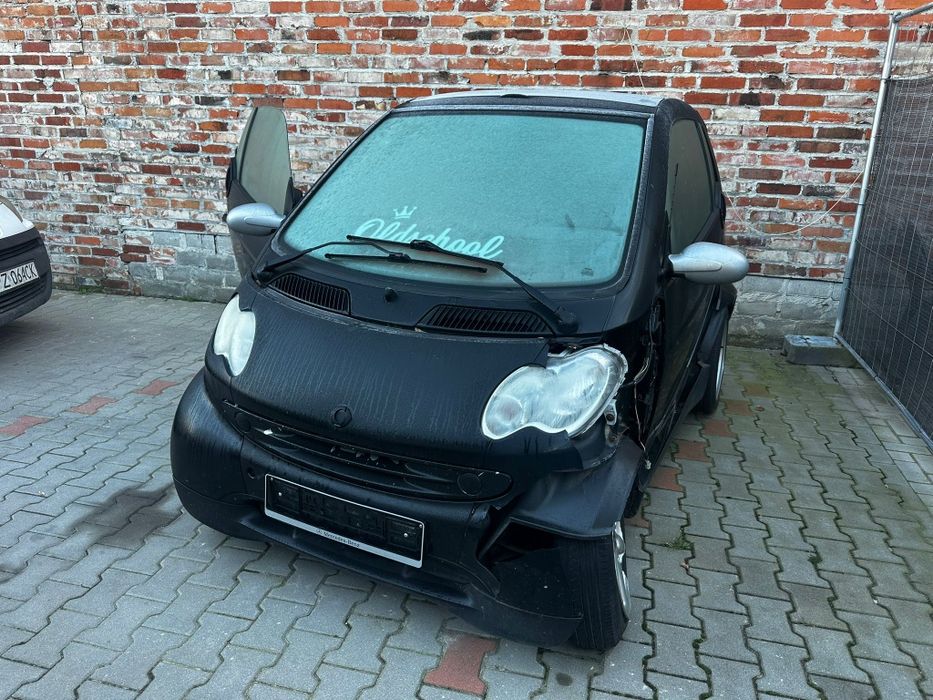 Sprzedam  uszkodzonego Smarta