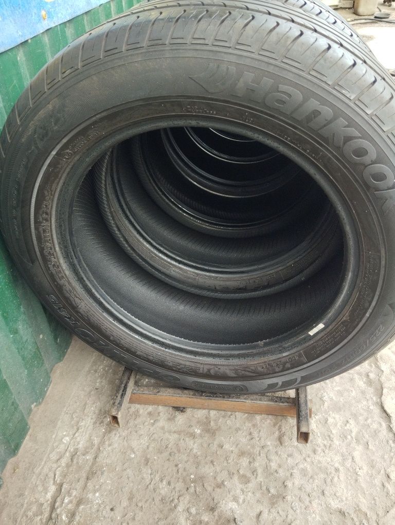 Пара літніх шин Hankook 225/60/17