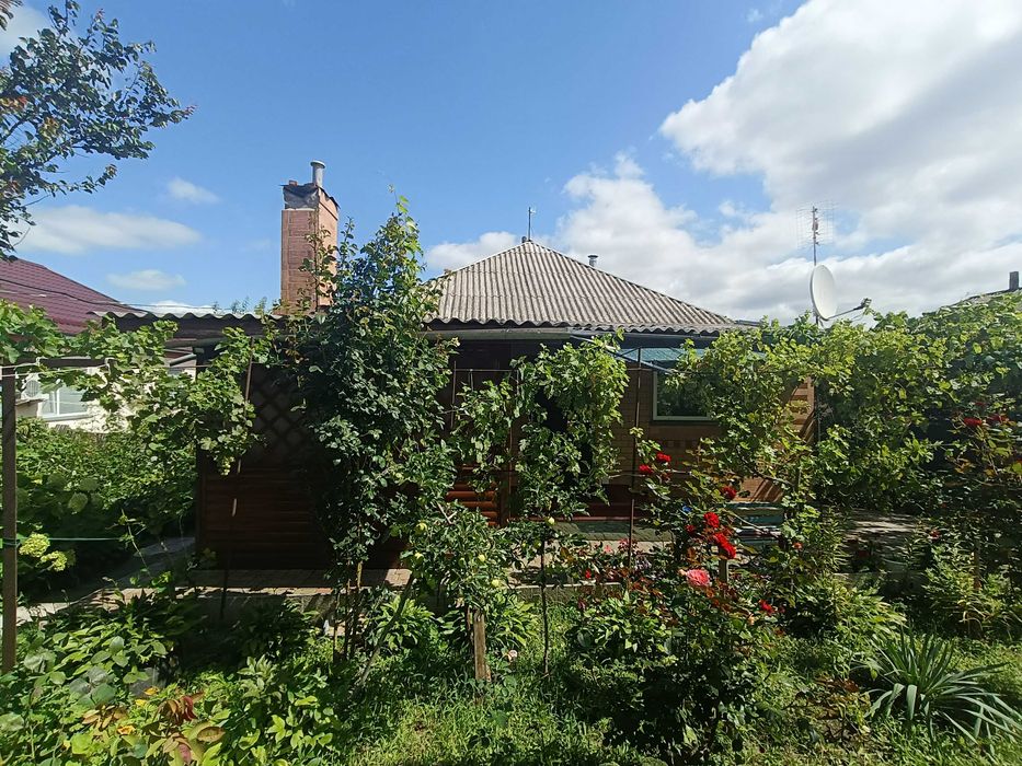 Будинок  з Меблями  та Технікою м.Золотоноша! Сучасний стан!