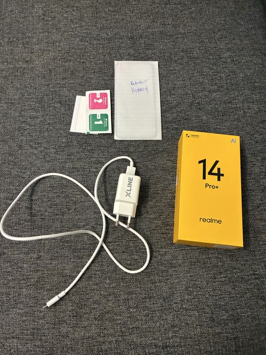 Realme 14 pro+ 5G 12/512 GB perłowy z ładowarką