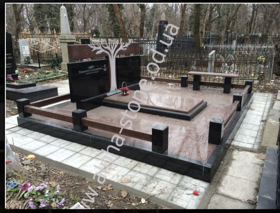 Гранитные памятники