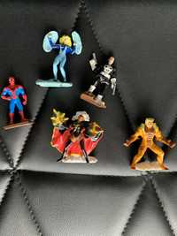 5 figurek marvel