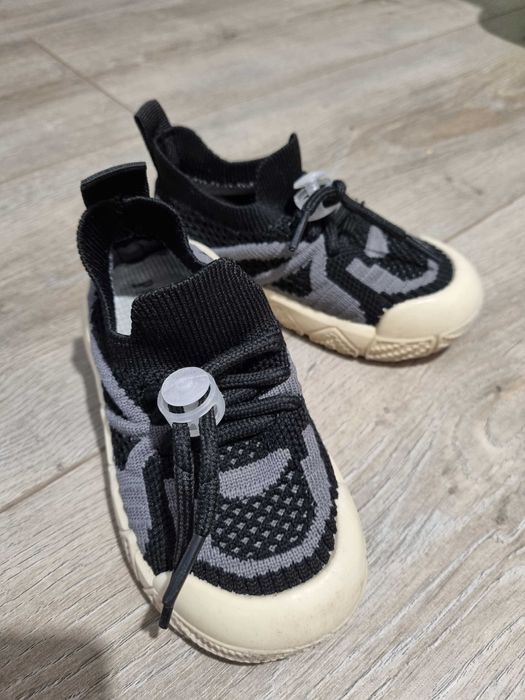 Зручні кеди на хлопчика