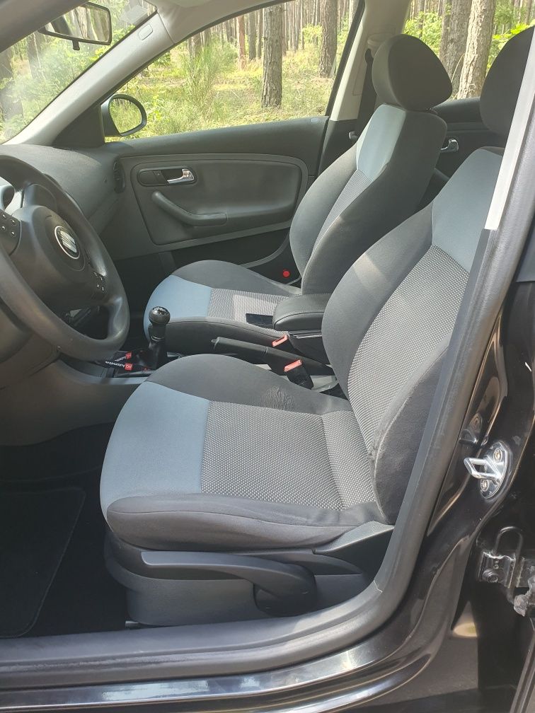 Seat Cordoba 1.4 16v ładny stan 2004 r