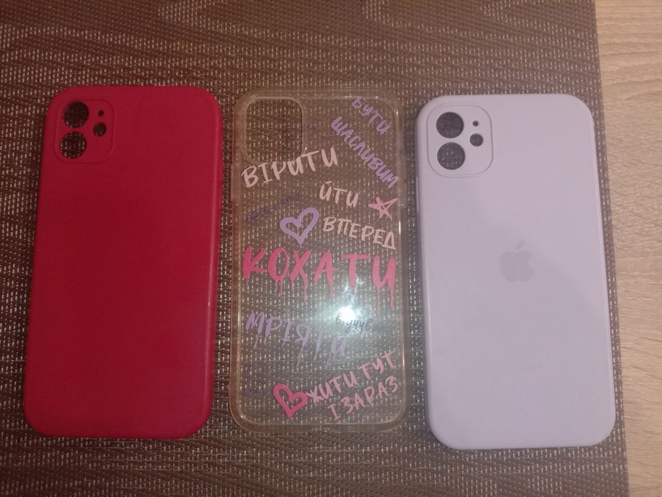 Чохли на iPhone 11