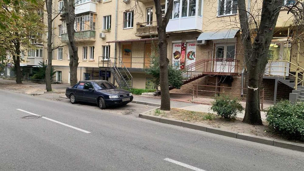 Аренда помещения в Харькове на Евгения Енина(Бакулина) м. "Научная".