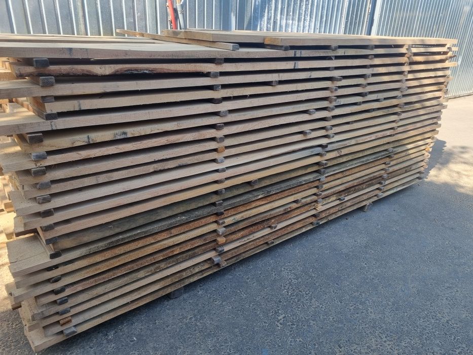 Дошка дуб для будівництва