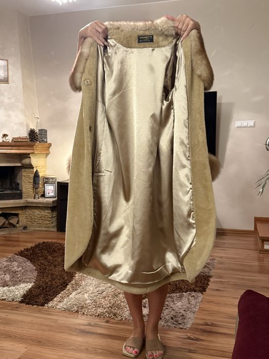 Plascz futrzany. Z lisem, nowy bez metki stan idealny.