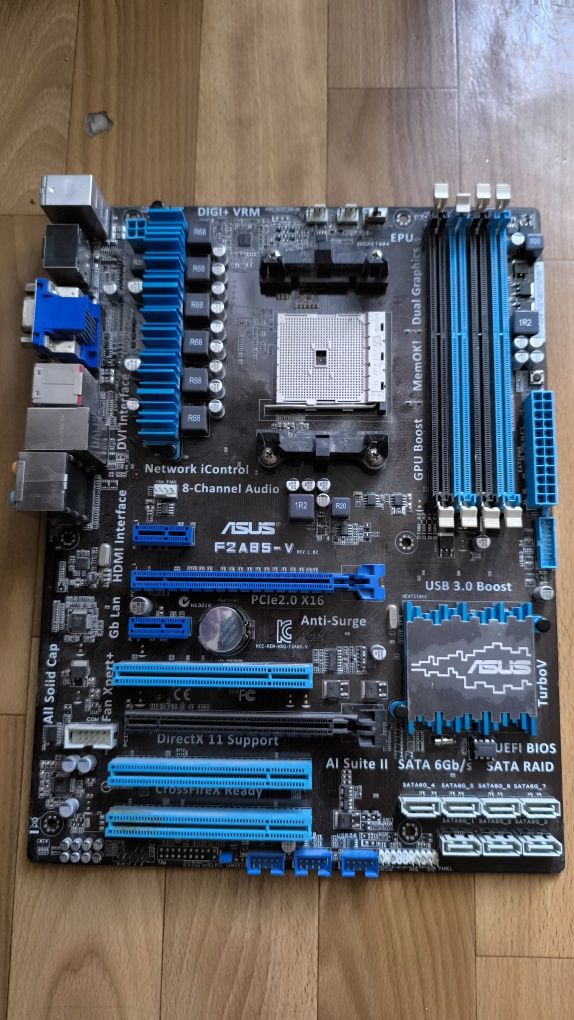 Материнська плата Asus F2A85-V (sFM2, AMD A85X FCH, 2 x PCI-E 2.0 x16)