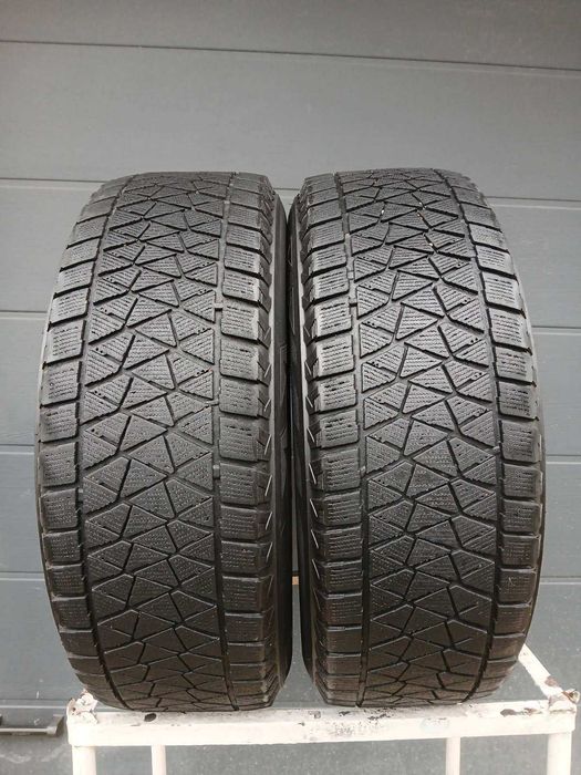 R 17 235\65 зимові шини резина bridgestone blizzak nokian hakappelitta