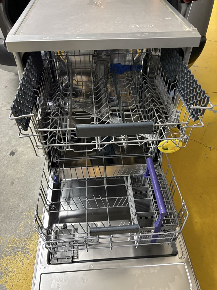 Vendo maquina de lavar loiça Inox