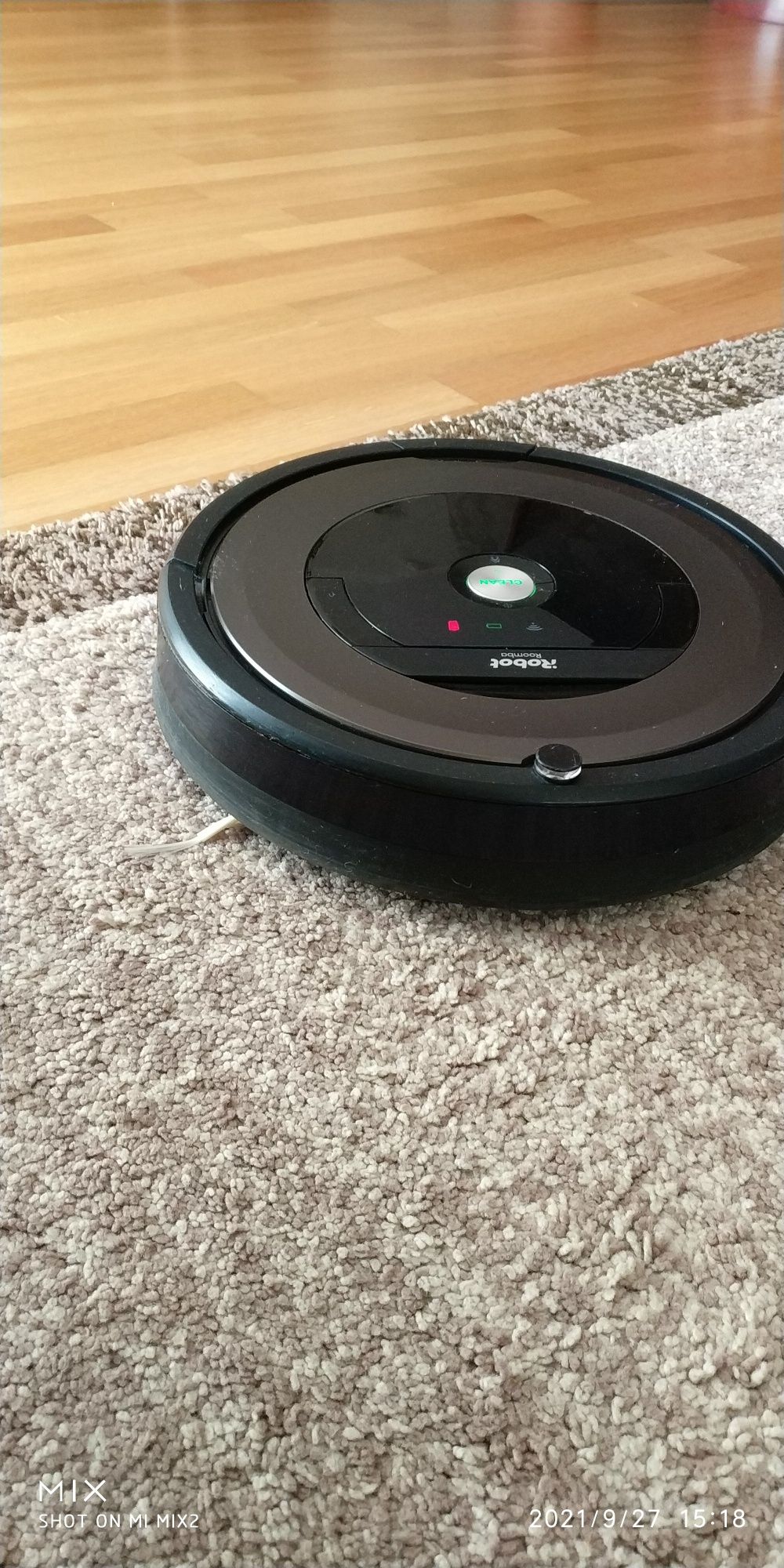 Sprzedam robota sprzątającego ROOMBA 896