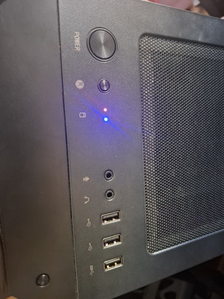 Computador Gaming / RTX 4070 Super / Intel i7 14700K / DDR5 32GB RAM