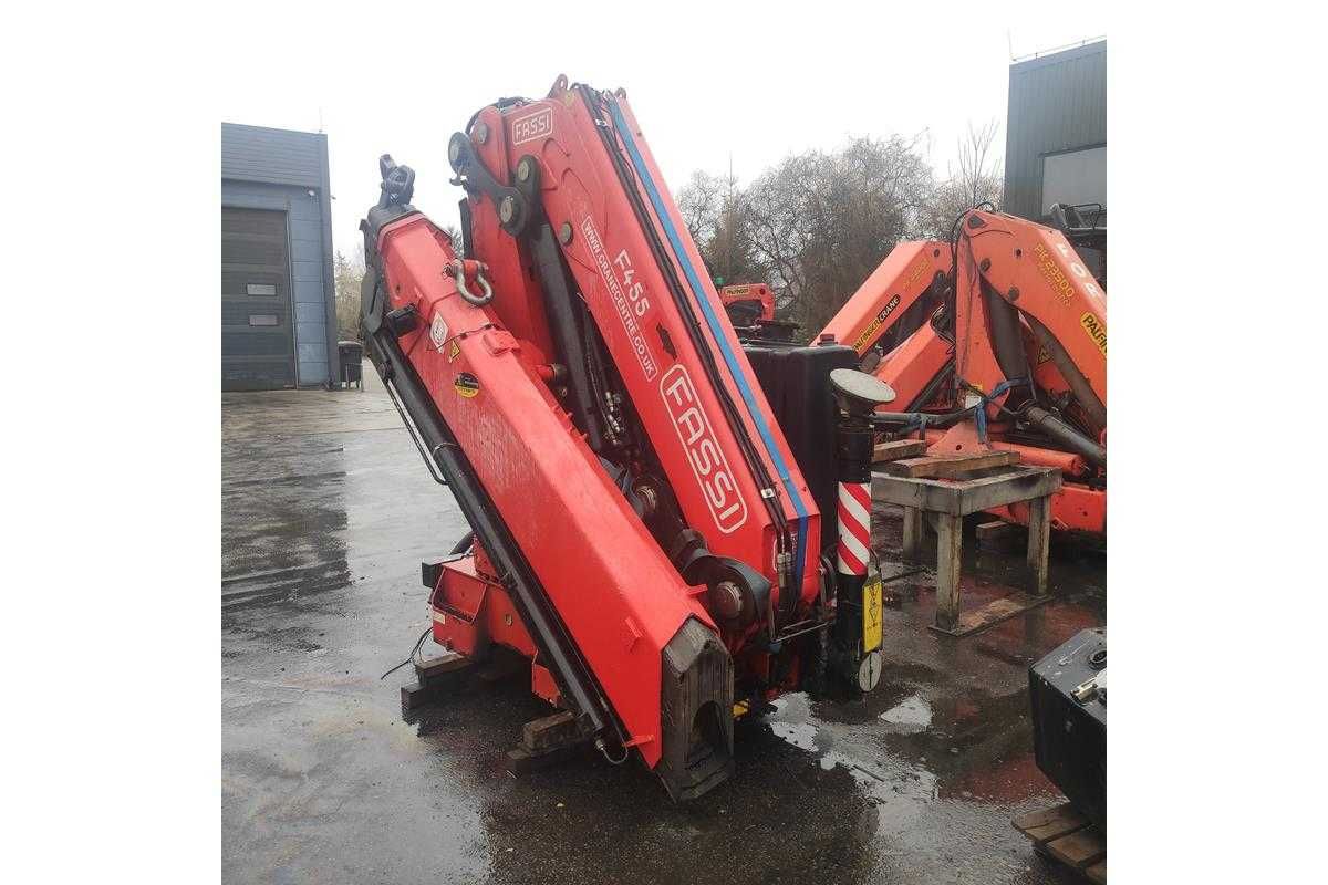 hds manipulator fassi f455 duży hiab palfinger pm terex