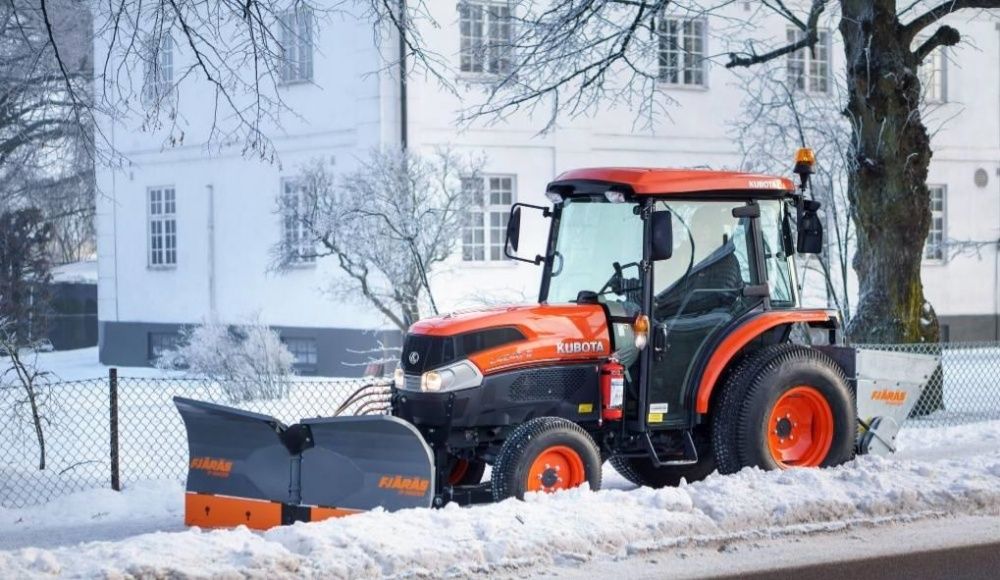 AKCJA ZIMA 24h-  Odśnieżanie parkingów, chodników, placów i ulic