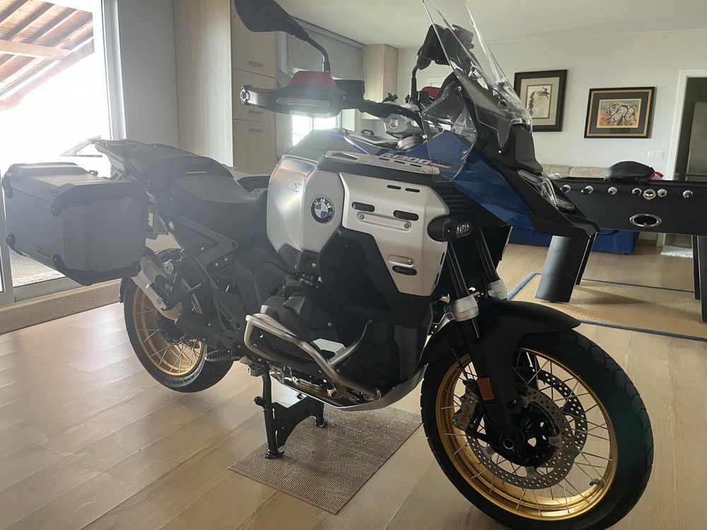 Bmw gsa 1300  control de altura adaptativo