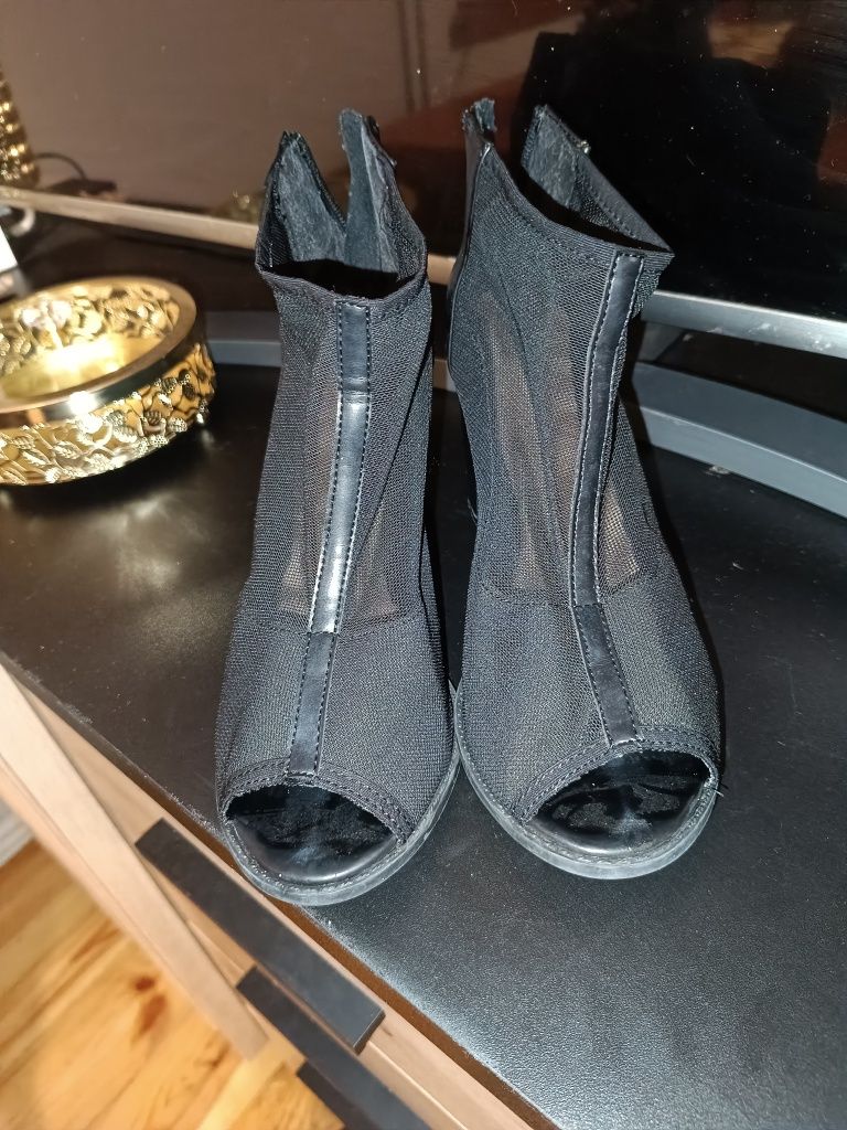 Buty damskie 38 siateczka odkryte palce