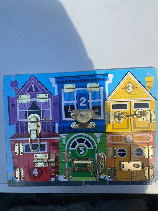 Tablica manipulacyjna Melissa &Doug