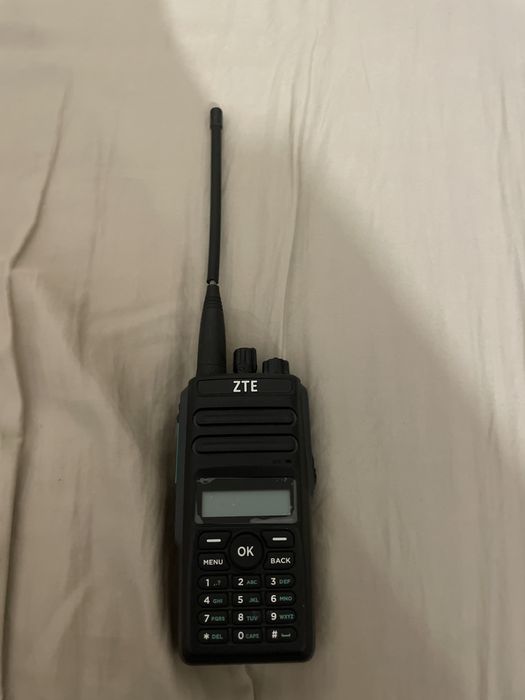 Radio ZTE PH520 (z lekko uszkodzona antenką)