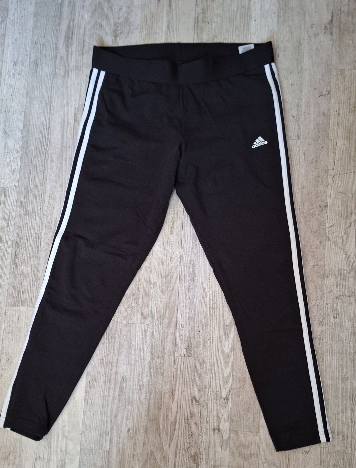 Adidas nowe spodnie XL