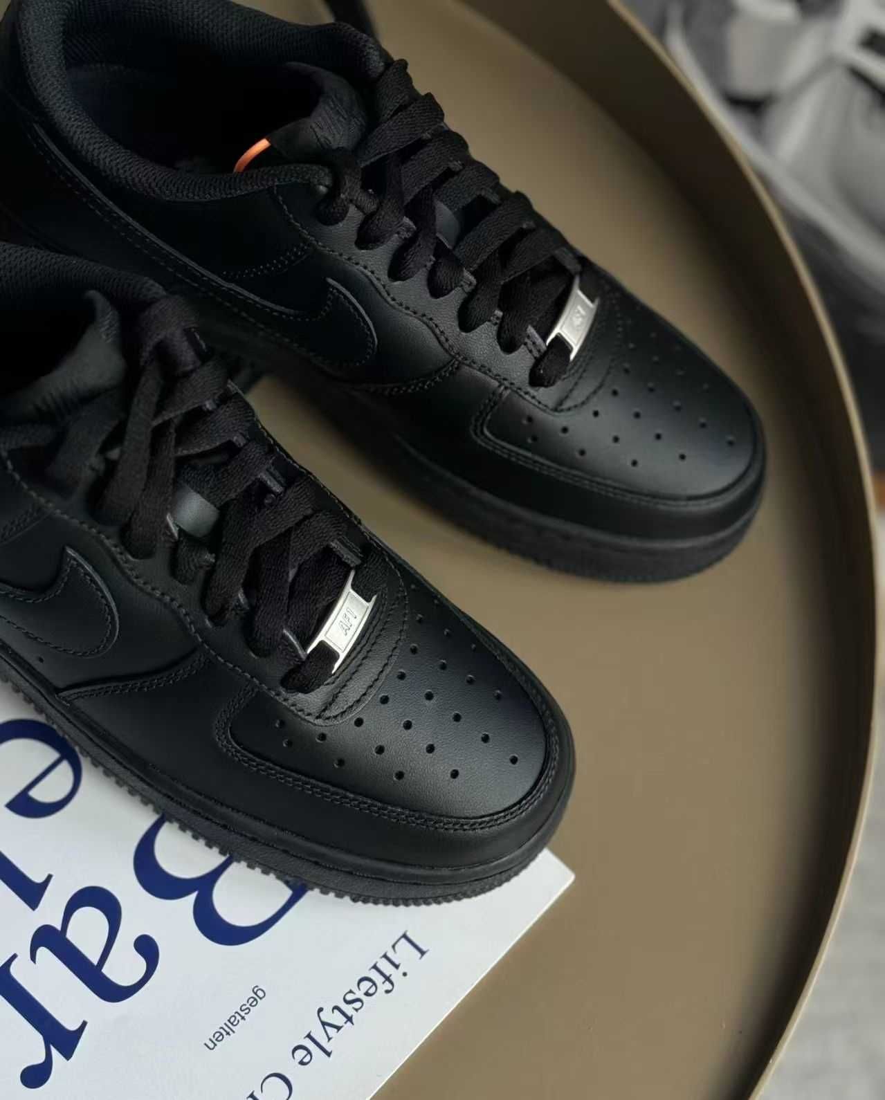 ButyDamskie Nike_Air_Force_1_Low_'07_czarny_Uniseks R.41