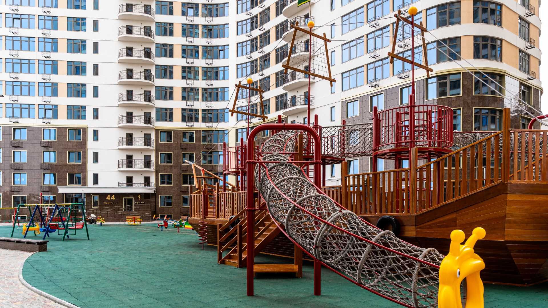 Продам 2 комн панорамную квартиру с террасой и видом на море Жемчужина
