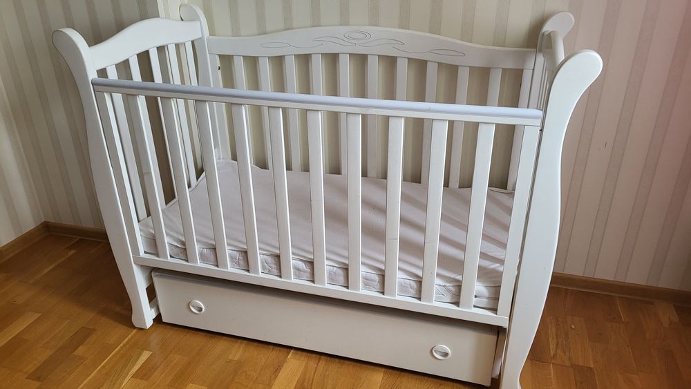 Ліжечко Верес біле