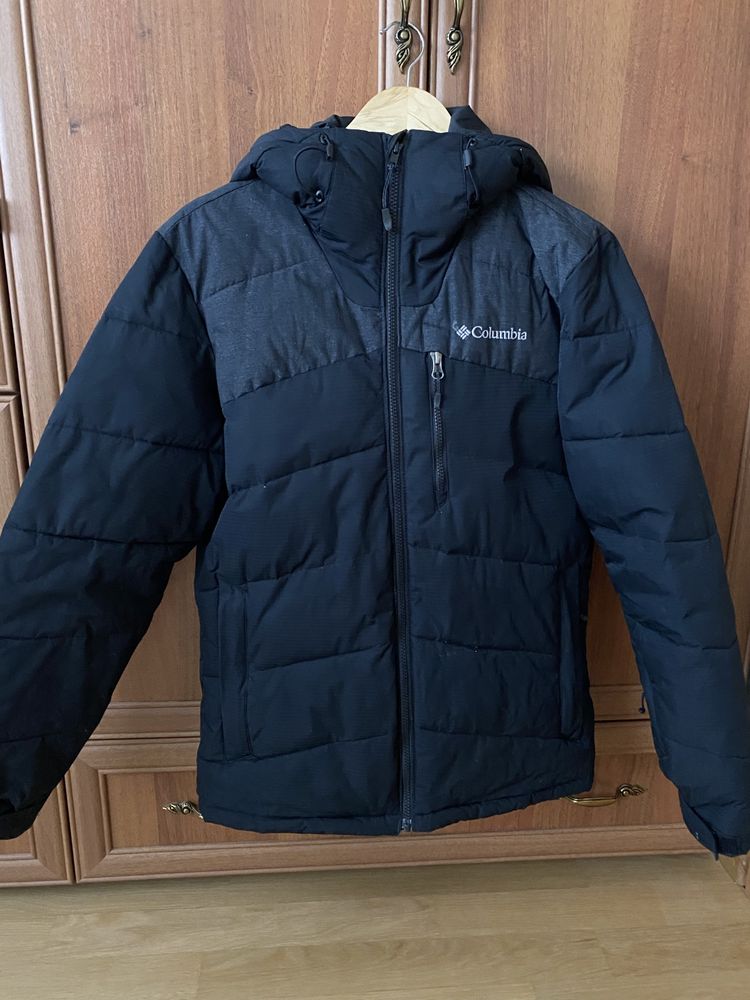 Продам курточку Columbia