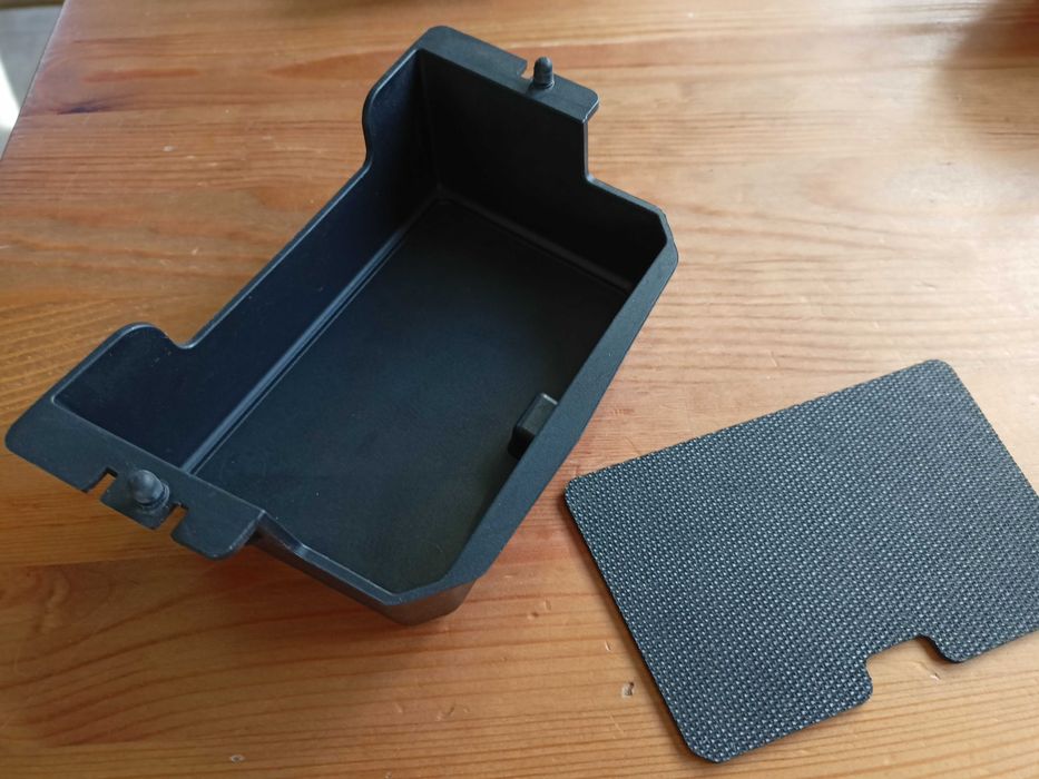 Osłona konsoli deski FS73-F044H06-A FORD MONDEO V MK5