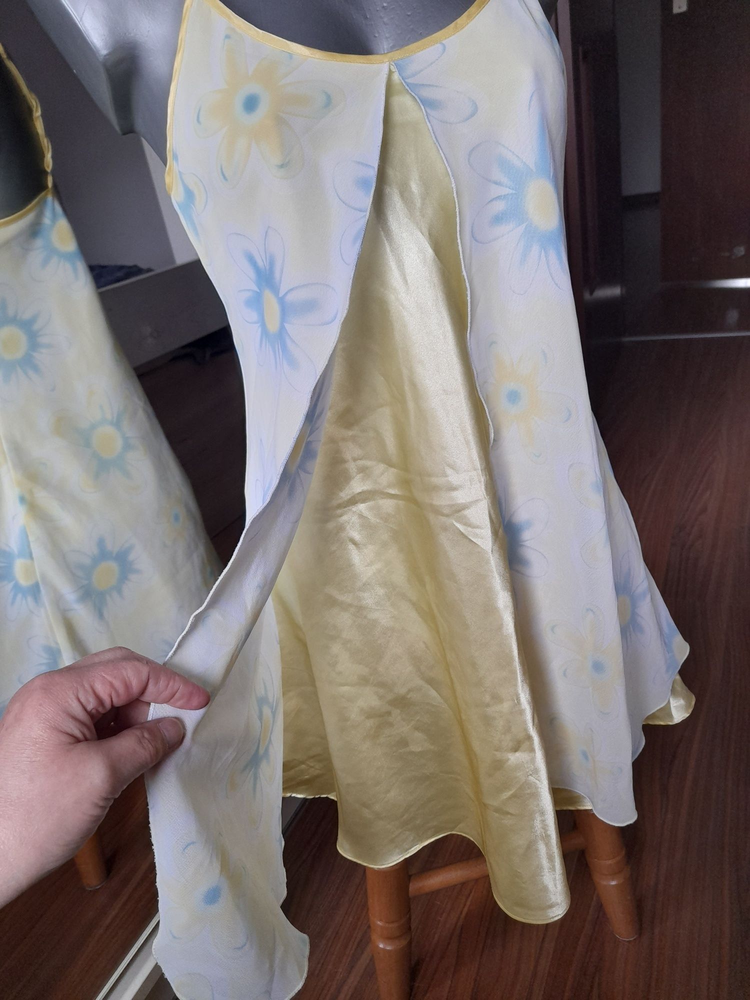 Komplet satynowy koszulka nocna i szlafrok w kolorze żółtym Roz.M/L
