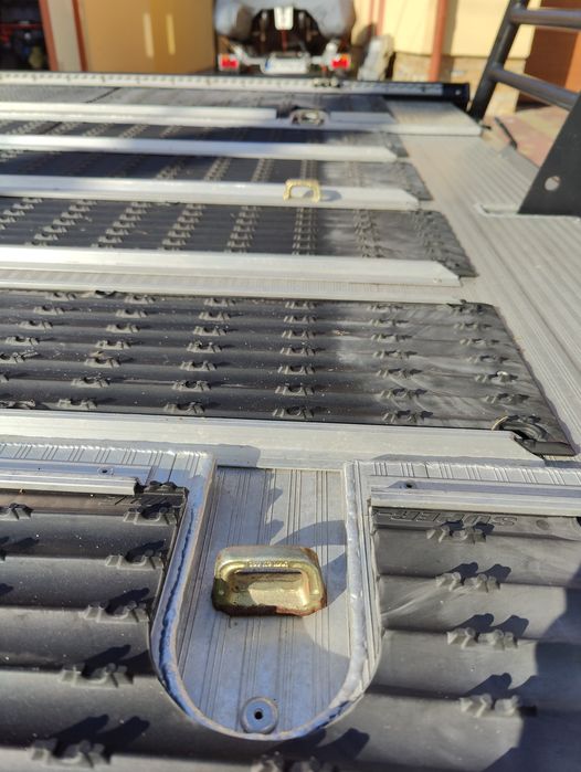 Вантажна платформа з пандусом  Marlon explore pro 2