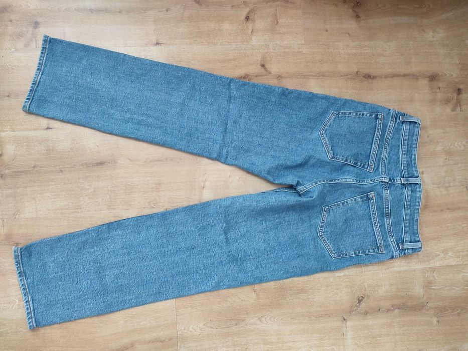 Jeansy H&M z prostą nogawką