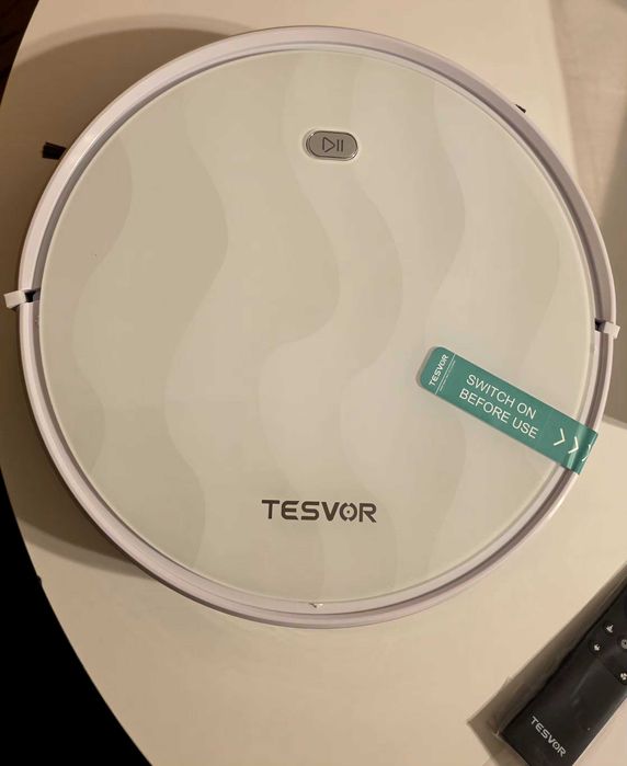 ASPIRADOR ROBÔ - Novo em Folha