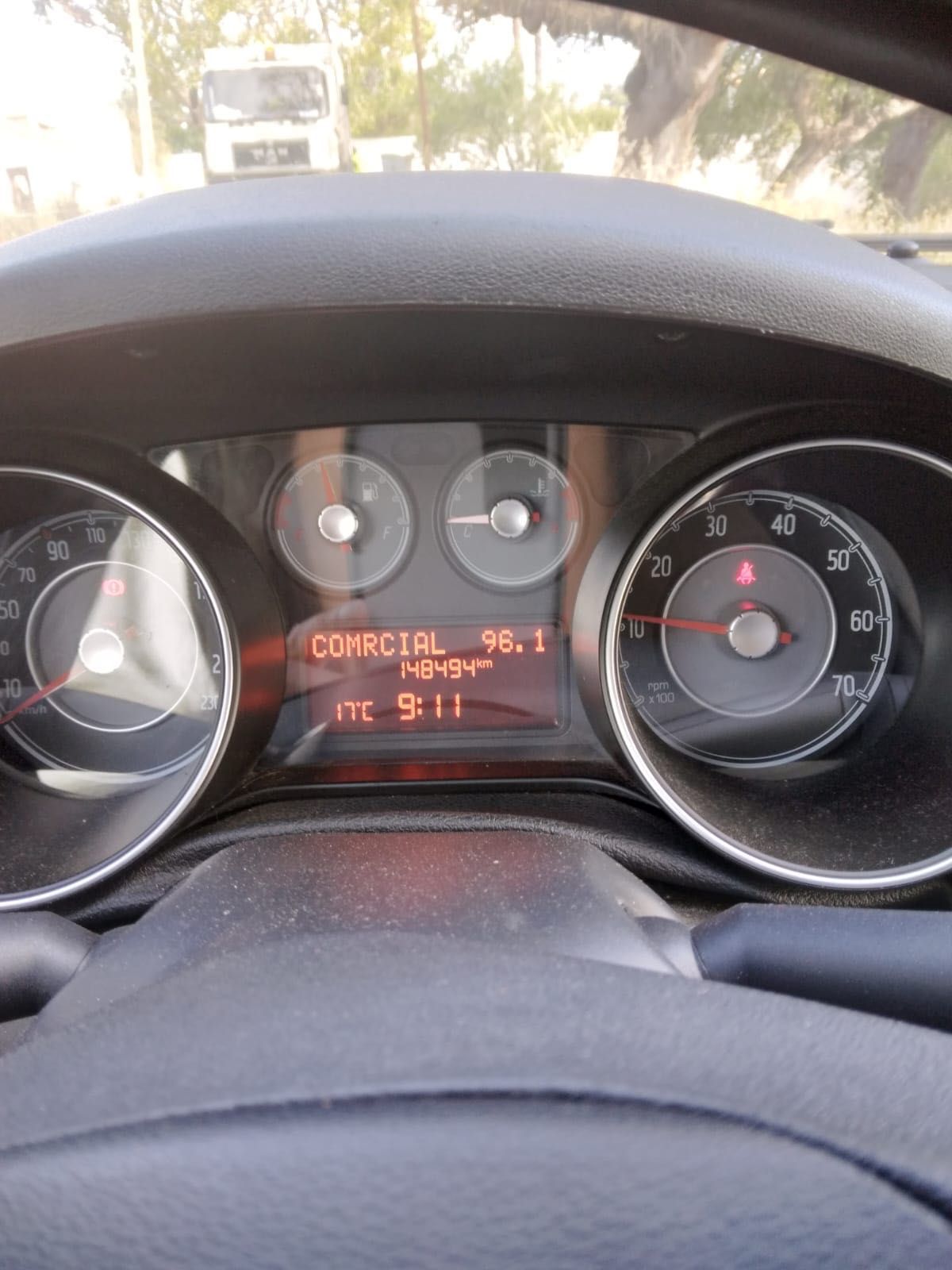 Fiat Punto , 5 portas 2016