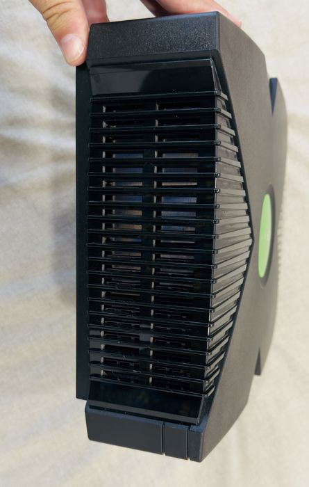 XBOX Clássica + comandos + Jogos (em ótimo estado)