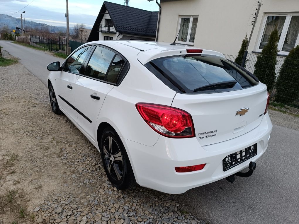 Chevrolet Cruze 1.6 b 2011r 75000km nowy rozrząd