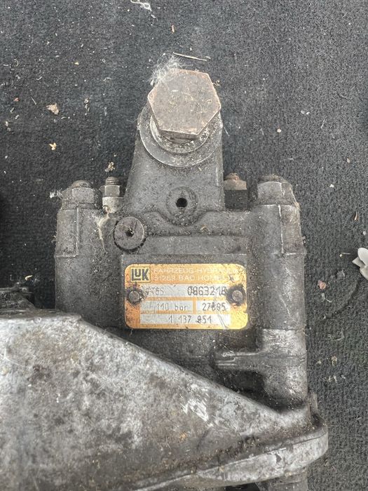 Насос гідропідсилбвача bmw e36 m40 m43 e46