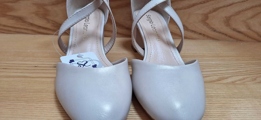 Ślubne buty Sergio Leone