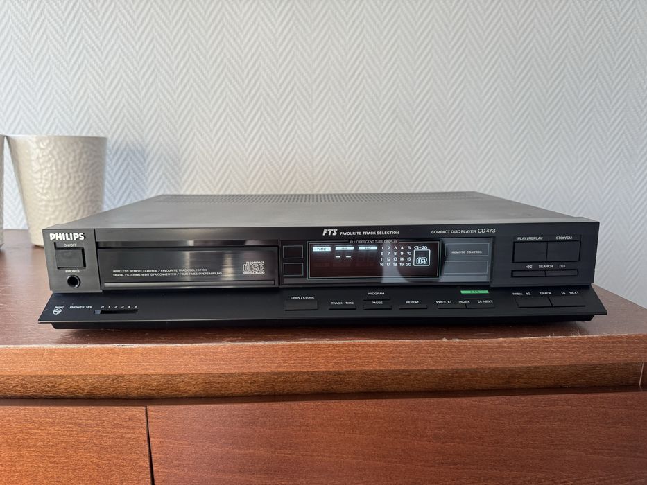 Odtwarzacz Philips CD 473   TDA1541A